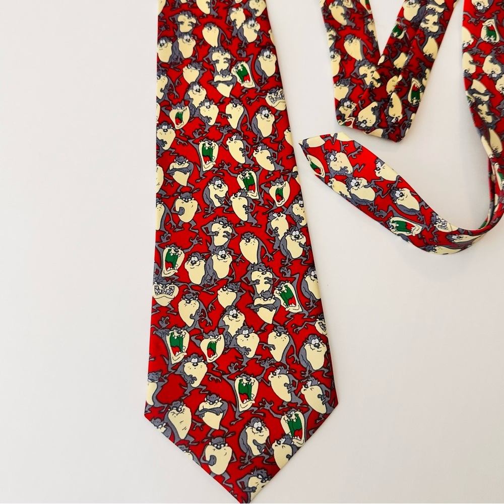 Vintage Necktie Tasmanian Devil Rene Chagal 1990’s‎ Taz Tie